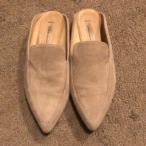 Kristin Cavallari Capri mules